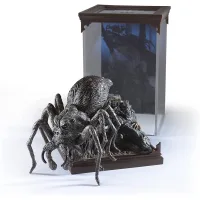 FIGURA THE NOBLE COLLECTION HARRY POTTER ARAGOG CRIATURA MAGICA N 16 18 CM