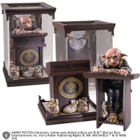 FIGURA THE NOBLE COLLECTION HARRY POTTER CRIATURAS MAGICAS GOBLIN DE GRINGOTTS