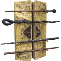 REPLICA THE NOBLE COLLECTION MAPA DEL MERODEADOR COLECCION 4 VARITAS EN EXPOSITOR HARRY POTTER