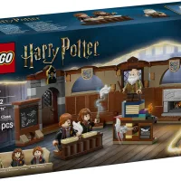 LEGO HARRY POTTER CASTILLO DE HOGWARTS CLASE DE ENCANTAMIENTOS
