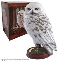 FIGURA THE NOBLE COLLECTION HARRY POTTER CRIATURAS MAGICAS ESTATUA RESINA HEDWIG 24 CM