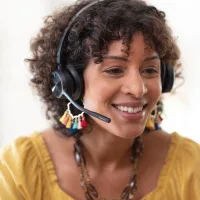 Auriculares Poly Voyager 4320 USB-A Headset + BT700 dongle